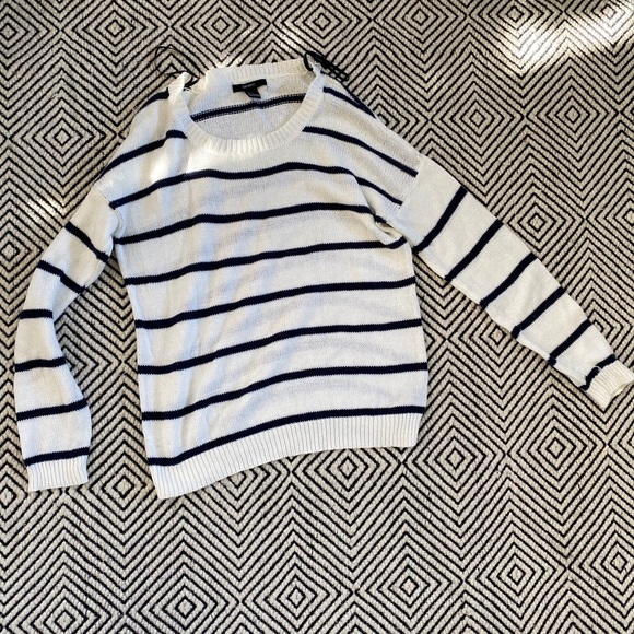 Forever 21 Sweaters - Forever 21 sweater